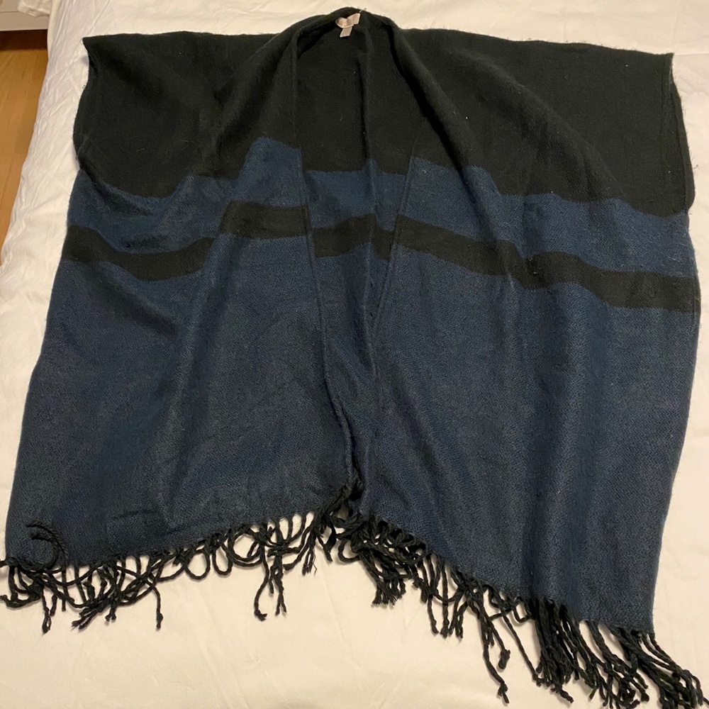 Black/navy poncho from Loft. Worn, good condition